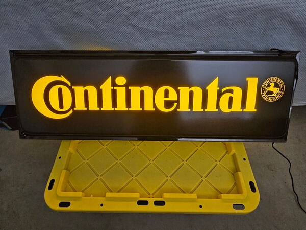 Dt Illuminated Continental Sign Pcarmarket